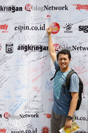 signature wall