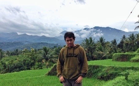 Pemandangannya indah terus