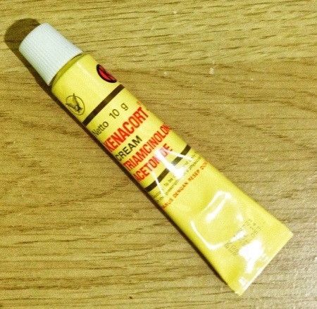 kenacort obat keloid