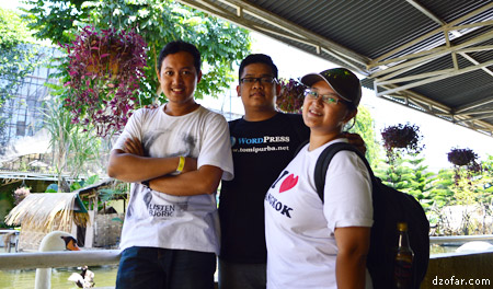 Tomi Rian dan Ndop bersmaa angsa