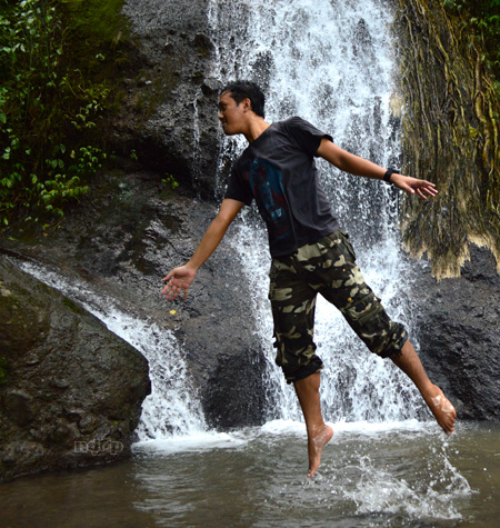 Levitasi Roro Kuning
