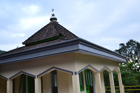 Musholla Roro Kuning