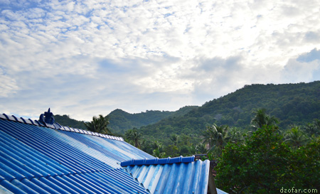 Gunung di sebelah home stay lishafah