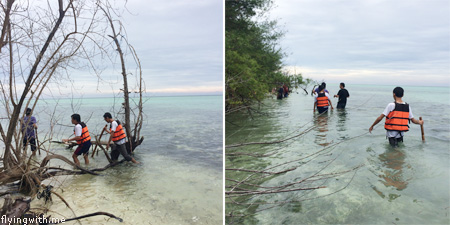 Pantai di pulau Cemara Besar