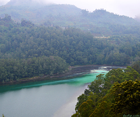 Telaga Warna Hijau Toska