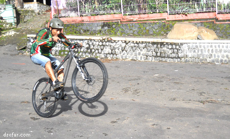 Agung Ngetril