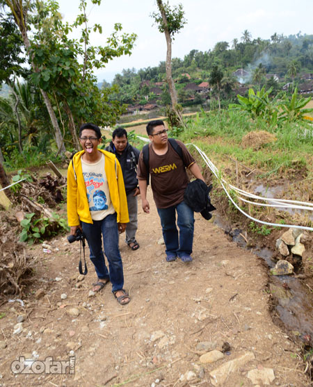 Perjalanan menuju Air Terjun Banyunibo