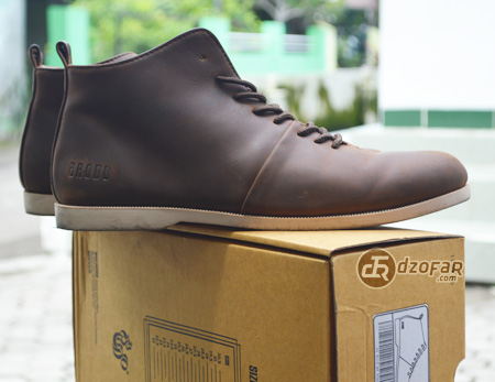 Sepatu Brodo
