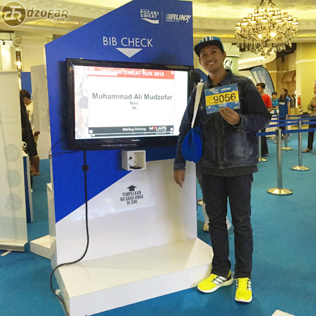 Mengambil racepack di Mall Ciputra World