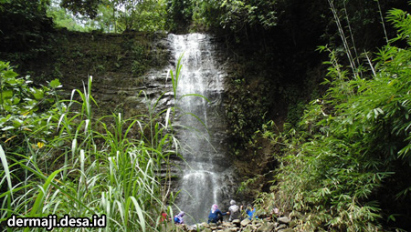 Curug Wanasuta