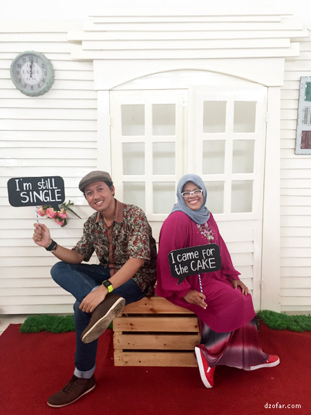 Bersama Injul