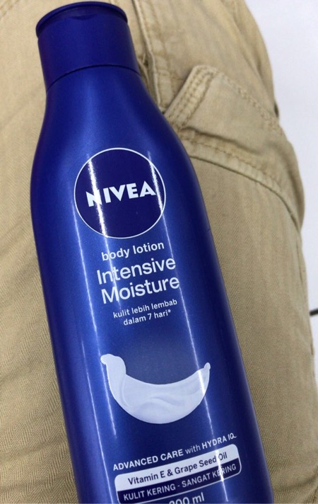 Nivea Body Lotion Intensive Moisture