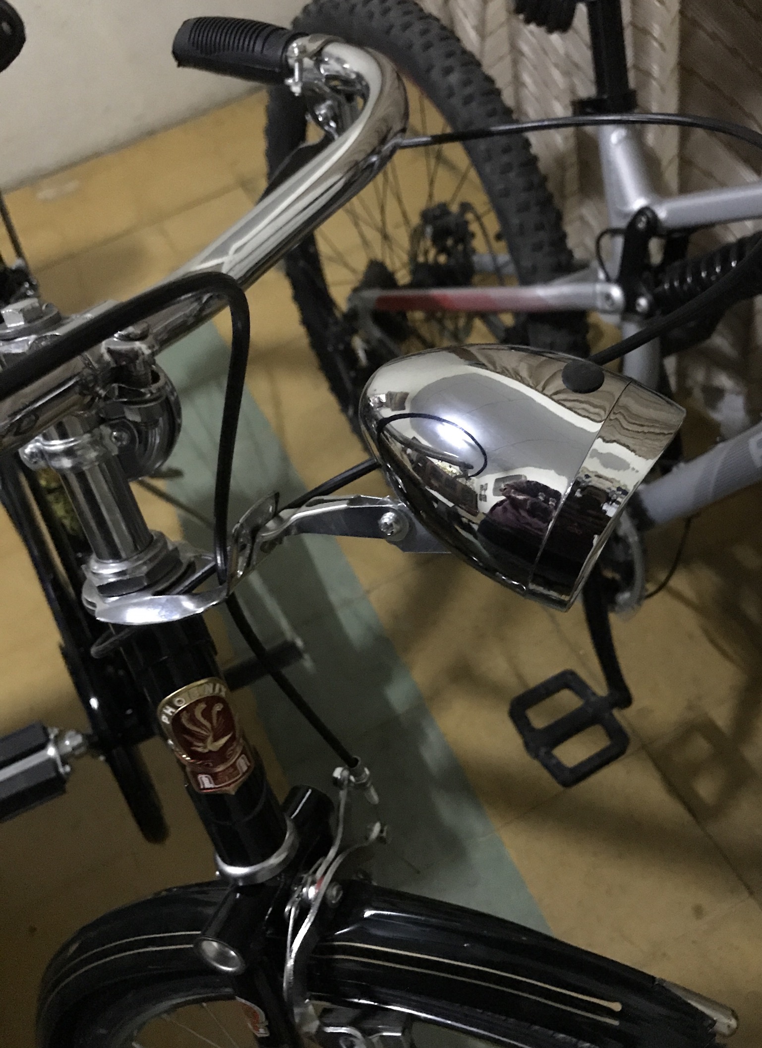 Lampu sepeda jengki LED
