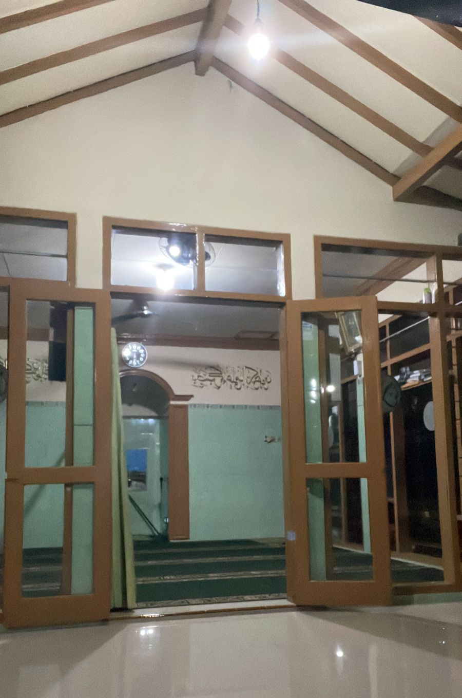 Musholla dekat Jepun