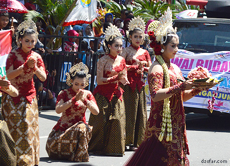 panen raya bawang merah
