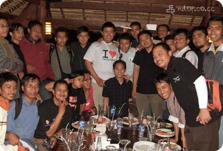 buka bersama di Wapo bersama ank Tugupahlawan.com