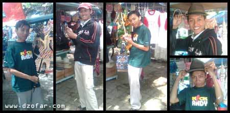 Cuma Lihat-lihat suvenir Popoh