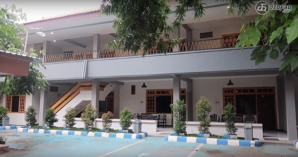 Hotel Nirwana Deluxe