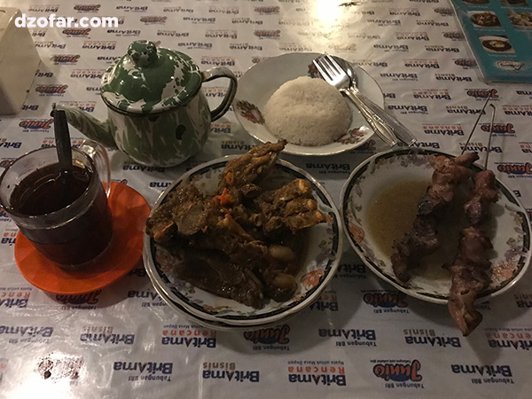 Sate Klathak dan tengkleng Pak Pong
