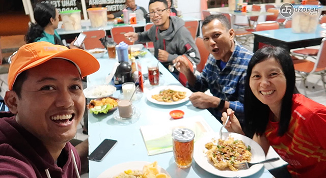 Makan dulu kakak
